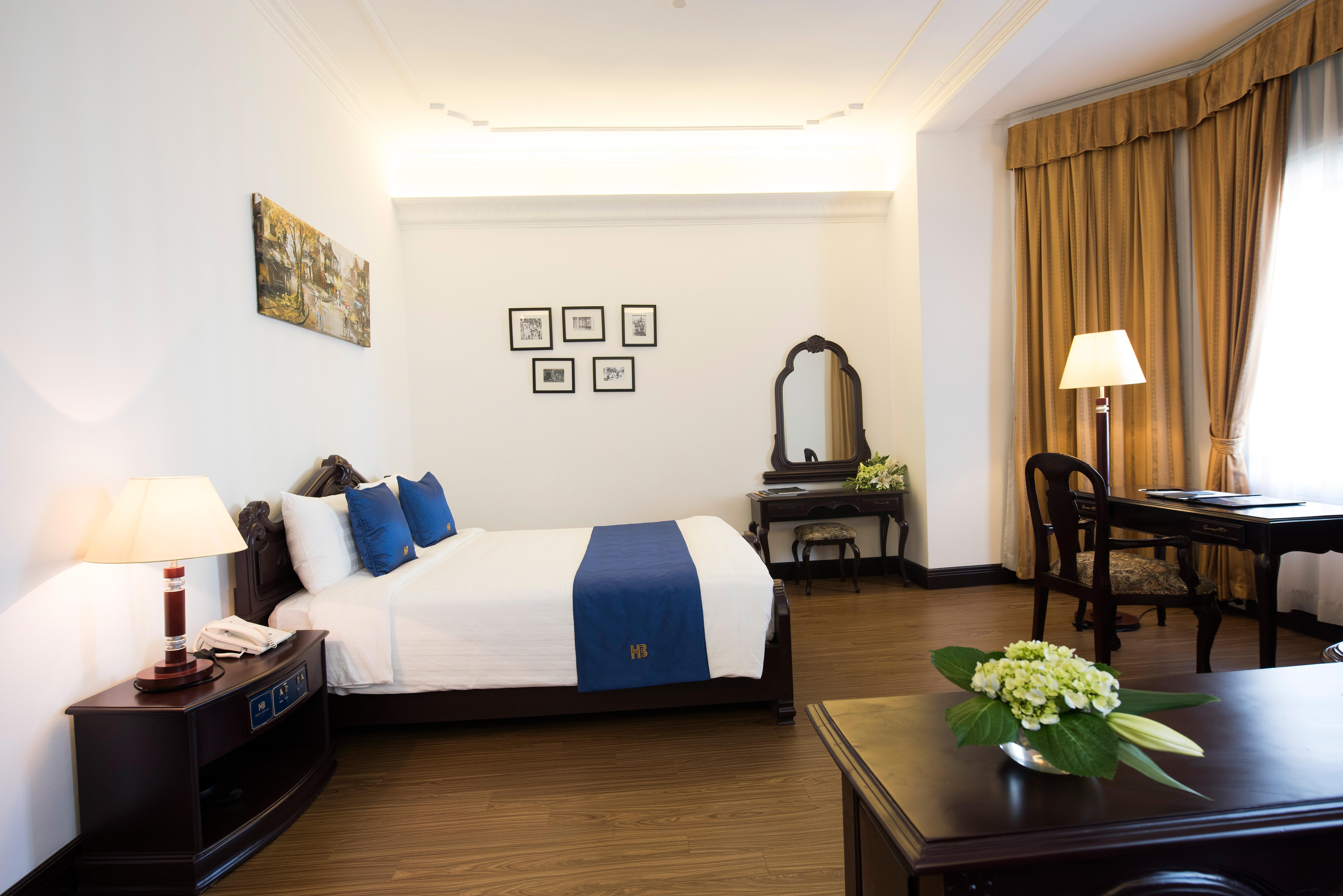 Hoa Binh Hotel Hanoi Exterior photo
