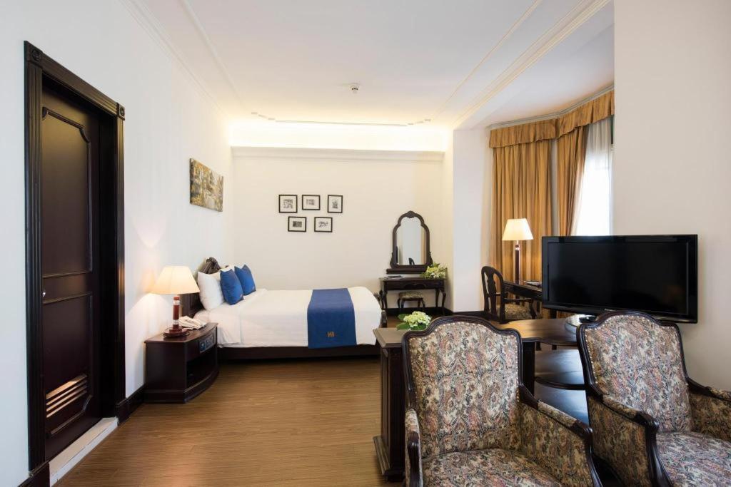 Hoa Binh Hotel Hanoi Exterior photo