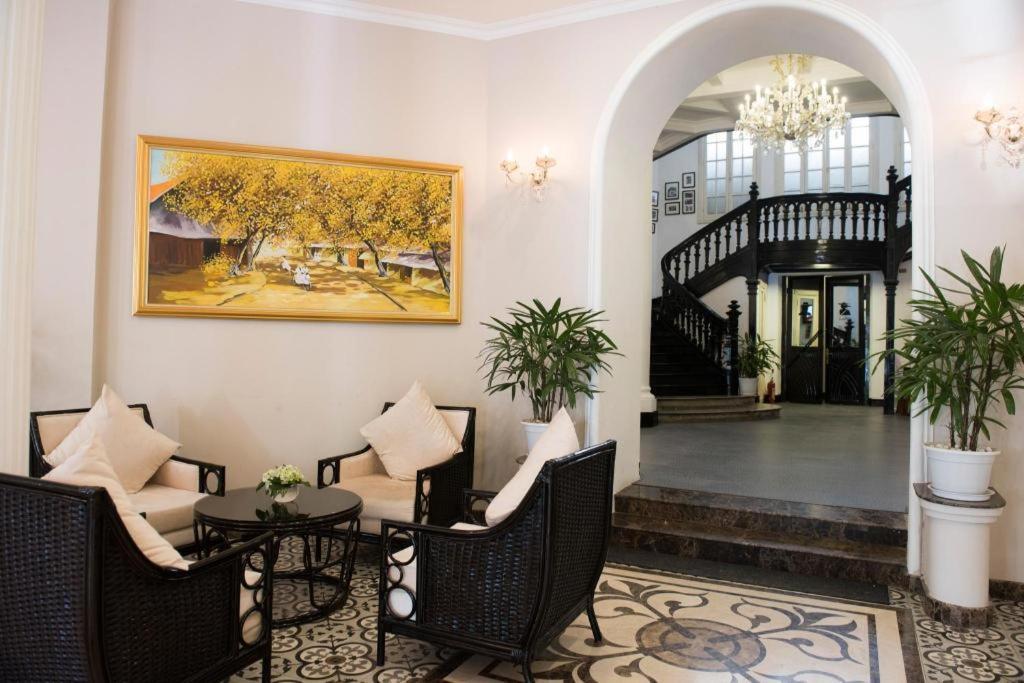 Hoa Binh Hotel Hanoi Exterior photo
